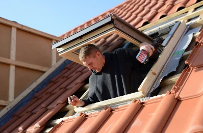Pose de fenêtres de toit Velux à Thiville